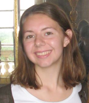 [staff-name Annika Lafyatis : Entertainment Editor
